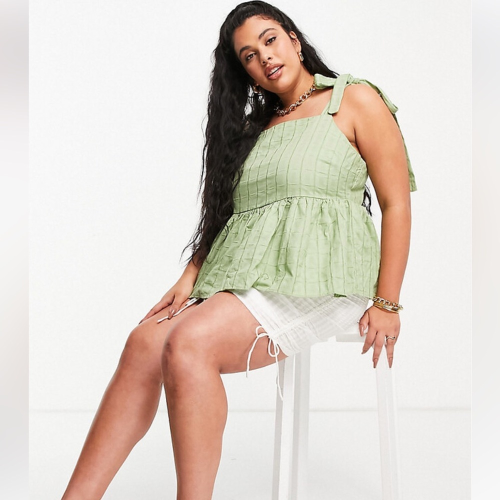 ASOS Curve ASOS DESIGN Curve square neck sun top with tie straps SZ US 14